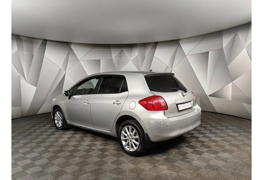 Toyota Auris 1.6 MMT (124 л.с.) Серебристый в АВИЛОН. Слайд №4 Toyota Auris 1.6 MMT (124 л.с.) Серебристый в АВИЛОН. Слайд №4