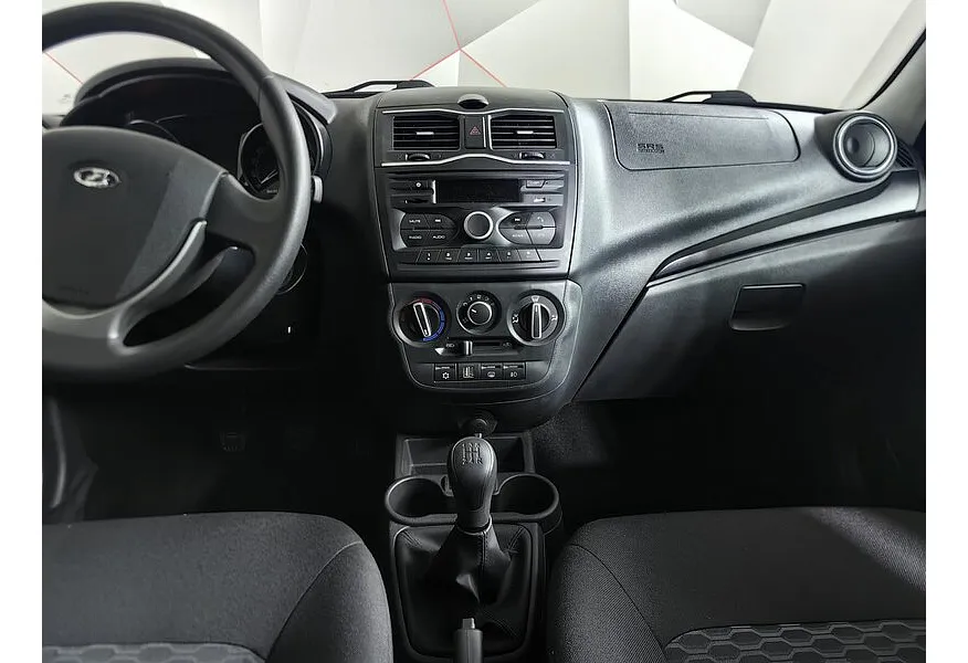 ВАЗ (Lada) Granta 1.6 MT 16 кл (106 л.с.) Серый в АВИЛОН. Слайд №14