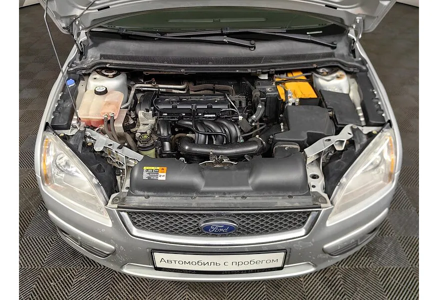 Ford Focus 1.6 AT (101 л.с.) Ghia Серебристый в АВИЛОН. Слайд №10