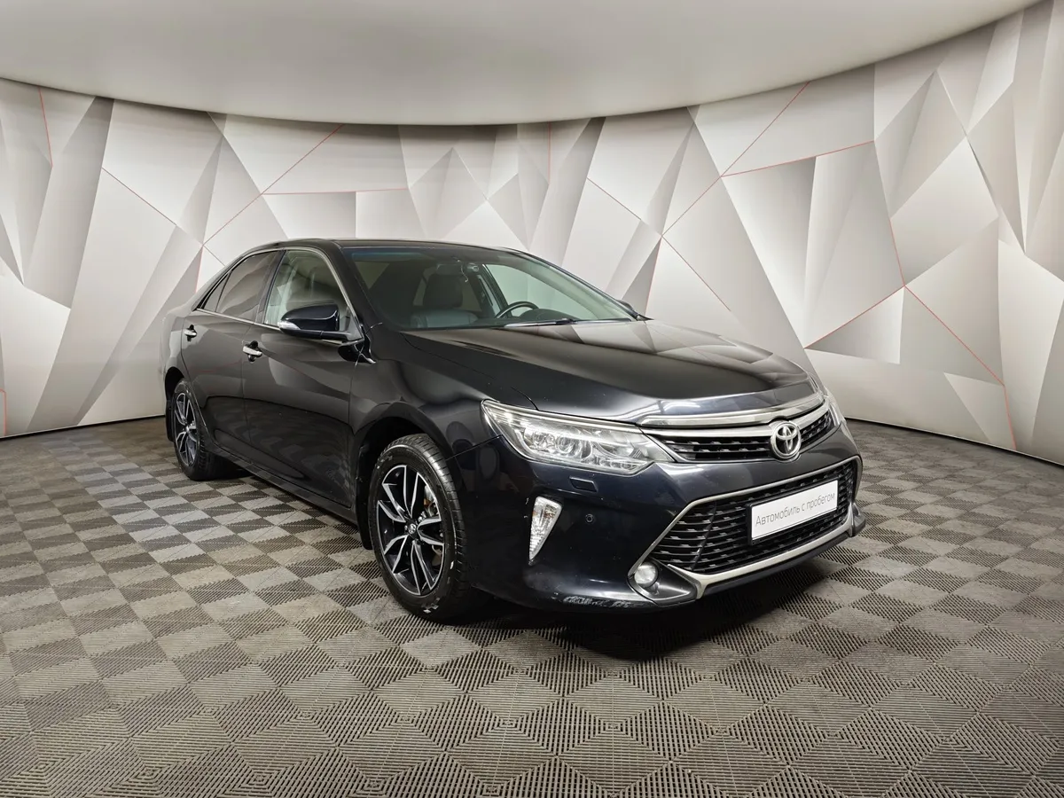 Toyota Camry 2.5 AT (181 л.с.) Черный в АВИЛОН. Слайд №3