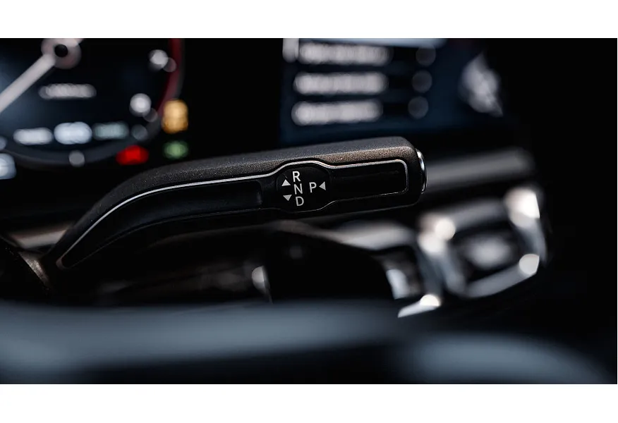 Mercedes-Benz GLS 600 9G-Tronic 4Matic (558 л.с.) Черный в АВИЛОН. Слайд №19