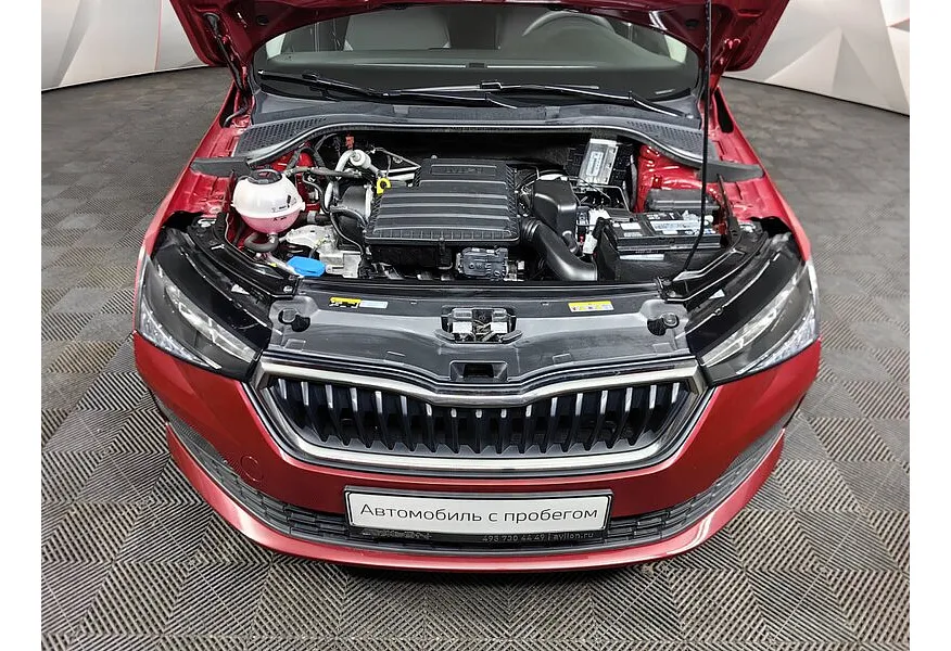 Skoda Rapid 1.6 MT (90 л.с.) Красный в АВИЛОН. Слайд №17