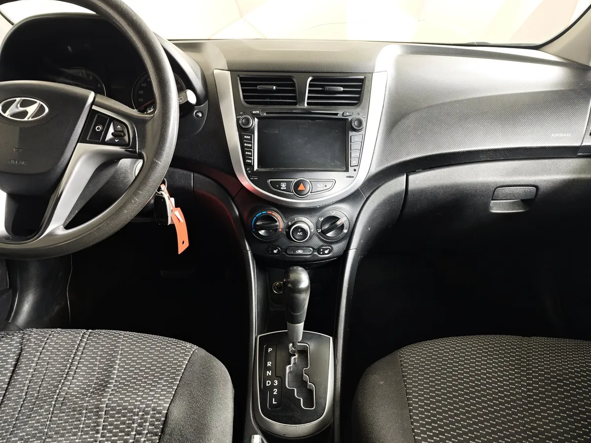 Hyundai Solaris 1.6 AT (123 л.с.) Active Синий в АВИЛОН. Слайд №12
