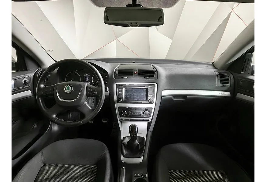Skoda Octavia 1.8 TSI MT 4x4 (152 л.с.) Scout Серый в АВИЛОН. Слайд №14
