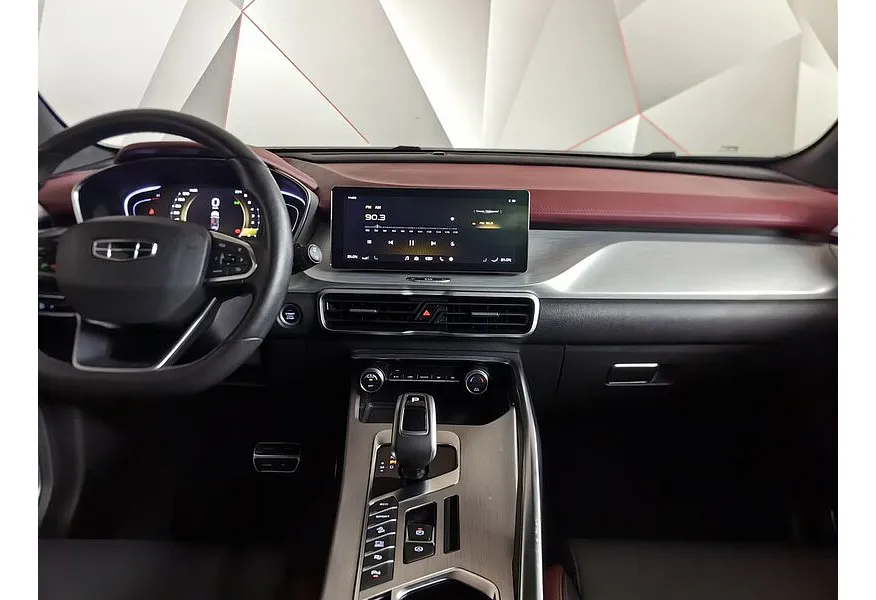 Geely Coolray 1.5T 7DCT 2WD (150 л.с.) Flagship Sport Красный в АВИЛОН. Слайд №14