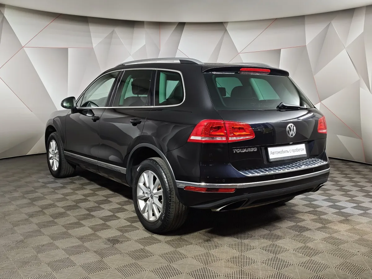 Volkswagen Touareg 2.0 TSI Tiptronic 4Motion (249 л.с.) Exclusive Черный в АВИЛОН. Слайд №4