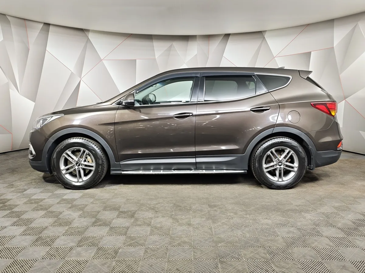 Hyundai Santa Fe 2.4 AT 4WD (175 л.с.) Comfort Коричневый в АВИЛОН. Слайд №5