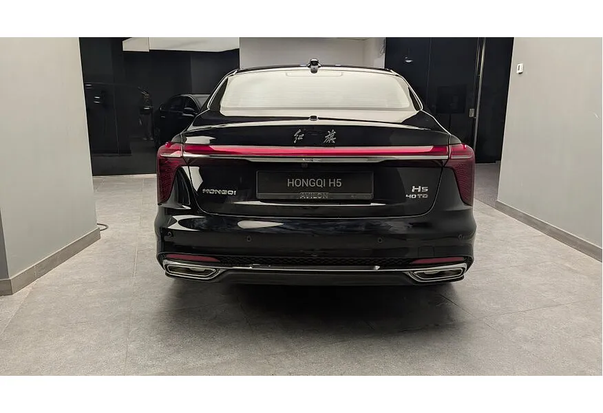 Hongqi H5 2.0 AT (218 л.с.) Deluxe Plus Черный в АВИЛОН. Слайд №5