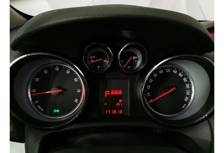 Opel Mokka 1.4 Turbo AT (140 л.с.) Красный в АВИЛОН. Слайд №18