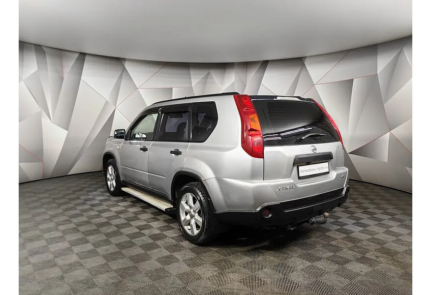 Nissan X-Trail 2.0 TD MT AWD (150 л.с.) Серебристый в АВИЛОН. Слайд №4