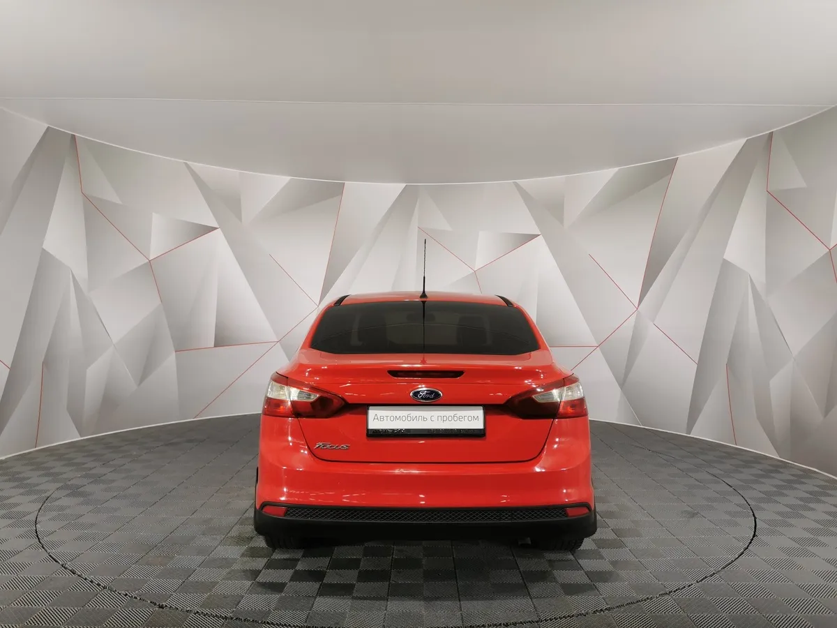 Ford Focus 1.6 Ti-VCT MT (125 л.с.) SYNC Edition Красный в АВИЛОН. Слайд №8