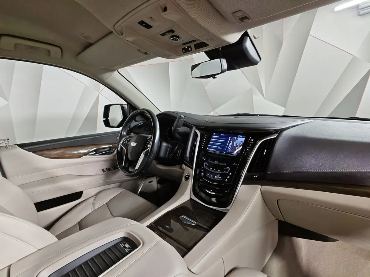 Cadillac Escalade 6.2 V8 АТ 4WD (426 л.с.) Коричневый в АВИЛОН. Слайд №13