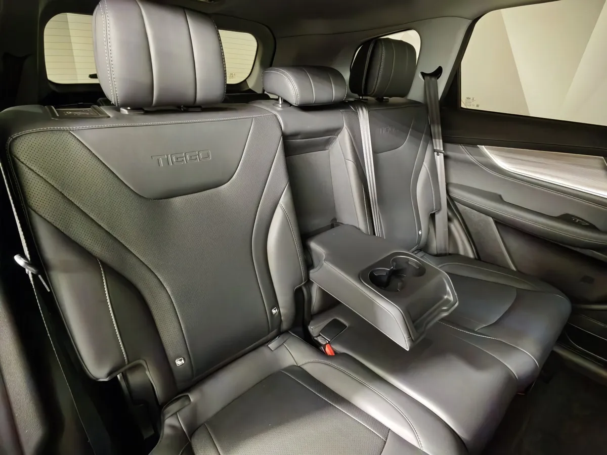 Chery Tiggo 8 Pro Max 2.0T DCT AWD (197 л.с.) Dreamline Серый в АВИЛОН. Слайд №16