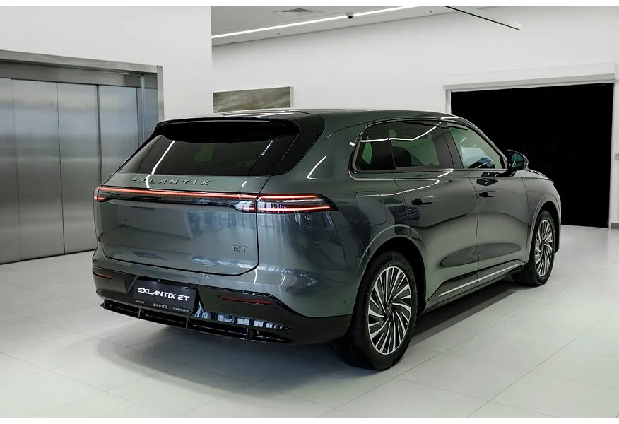 EXEED Exlantix ET 1.5 AT 4WD (469 л.с.) Зеленый в АВИЛОН. Слайд №8 EXEED Exlantix ET 1.5 AT 4WD (469 л.с.) Зеленый в АВИЛОН. Слайд №8