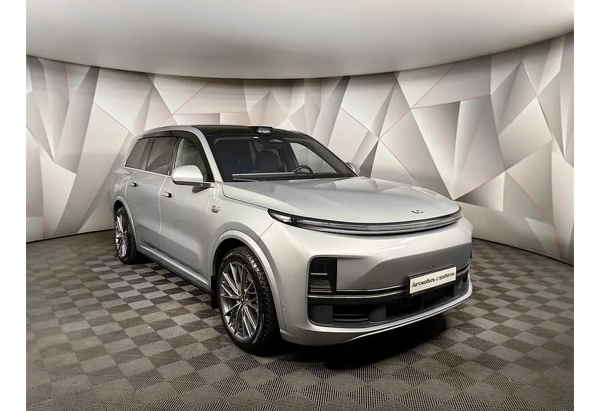 Li Auto L9 1.5 AT 4WD (449 л.с.) Ultra Серый в АВИЛОН. Слайд №3