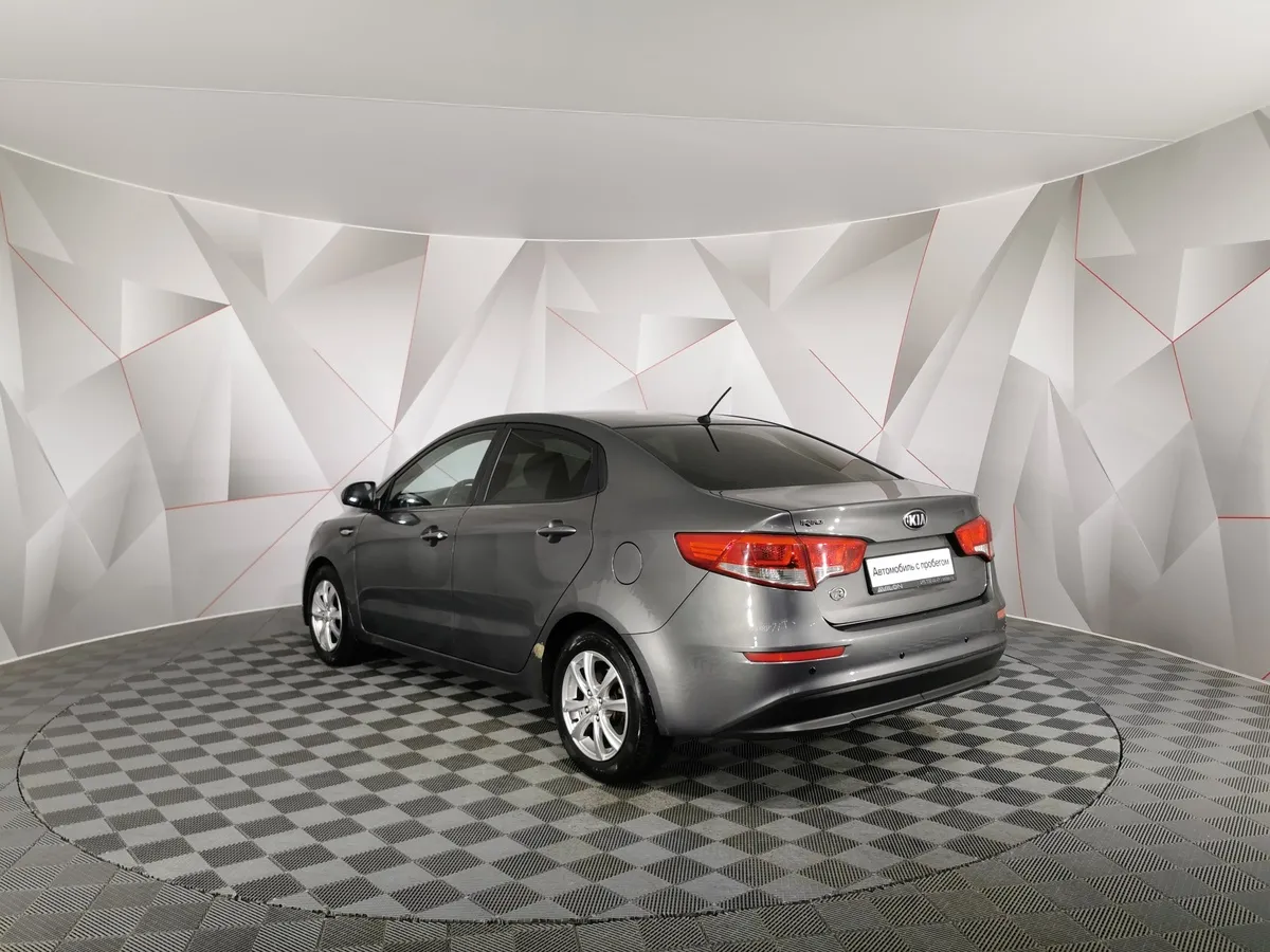 Kia Rio 1.6 AT (123 л.с.) Серый в АВИЛОН. Слайд №4