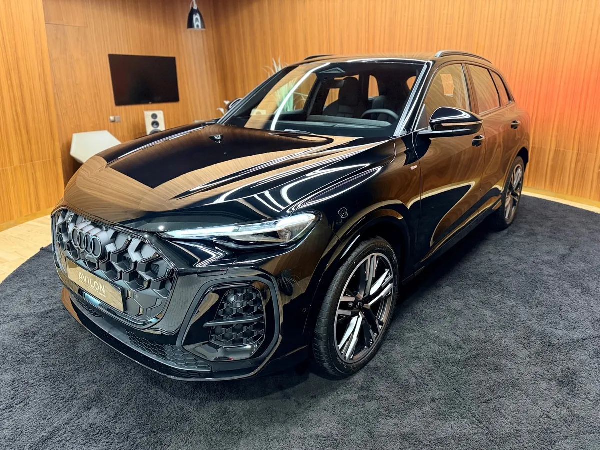 АВИЛОН - Audi Q5 2.0 TFSI S tronic quattro (272 л.с.) Черный - slide 10044792