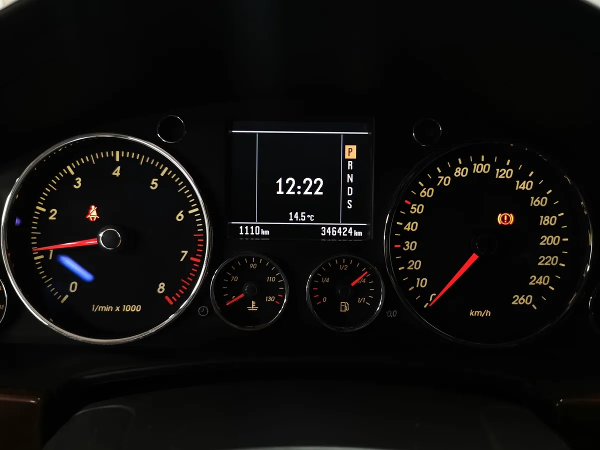 Volkswagen Touareg 3.2 Tiptronic (220 л.с.) Черный в АВИЛОН. Слайд №17