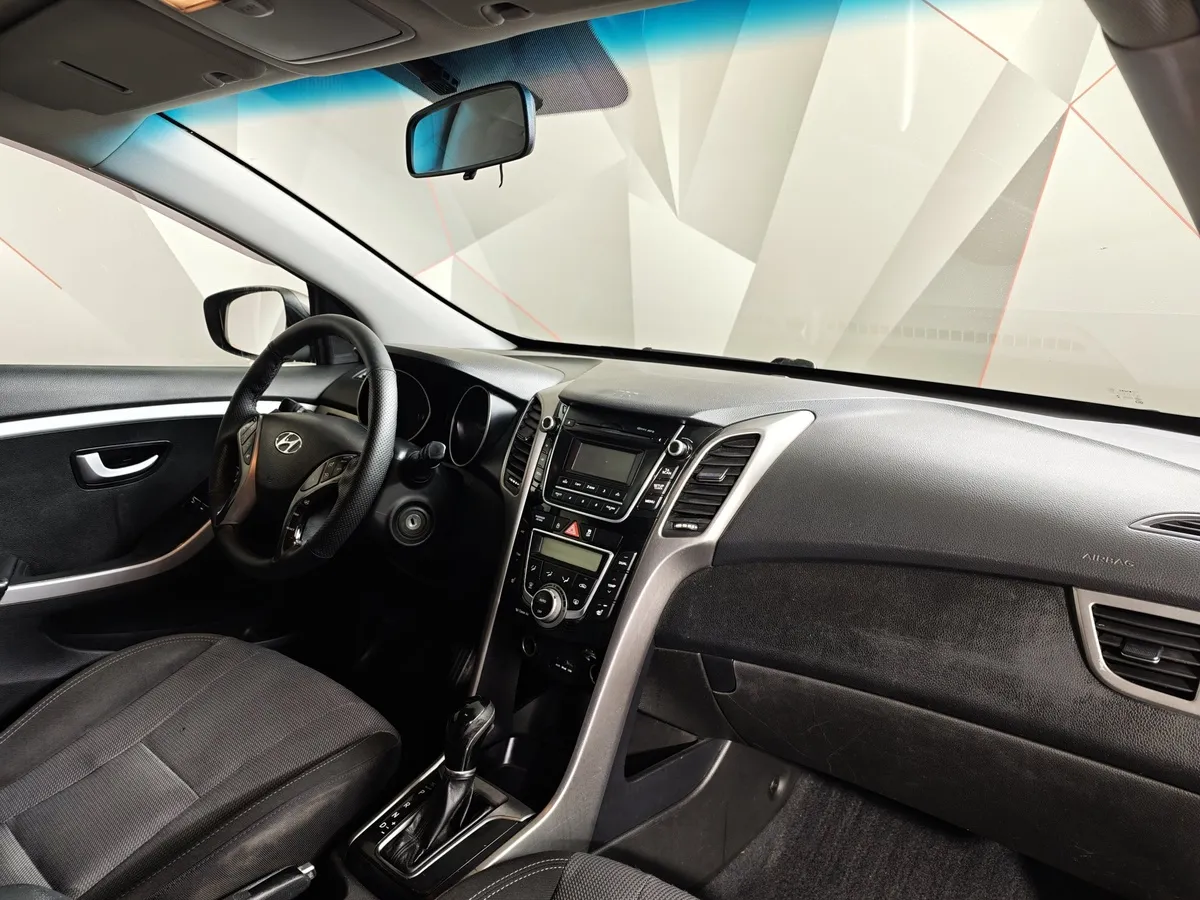 Hyundai i30 1.6 AT (130 л.с.) Active Коричневый в АВИЛОН. Слайд №12