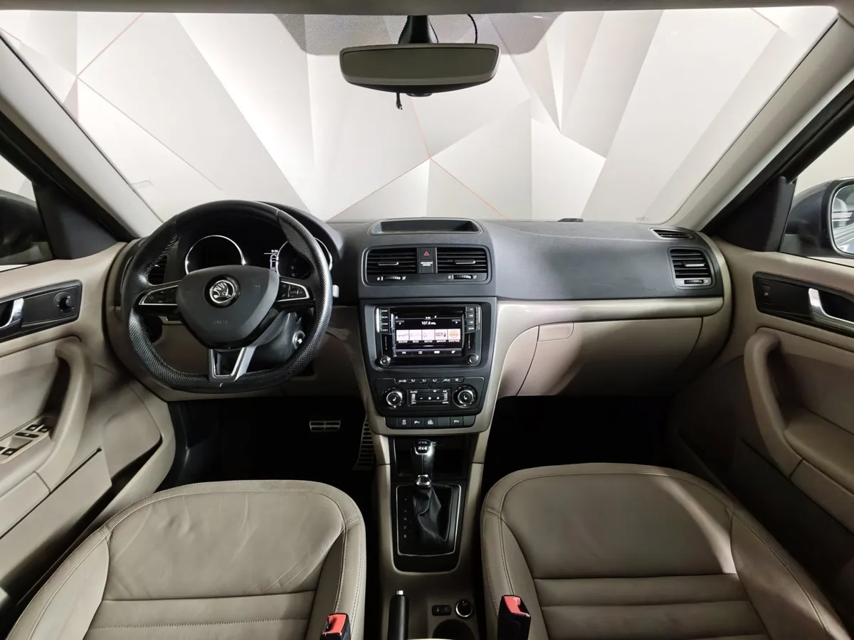 Skoda Yeti 1.8 TSI 4x4 DSG (152 л.с.) Серый в АВИЛОН. Слайд №14