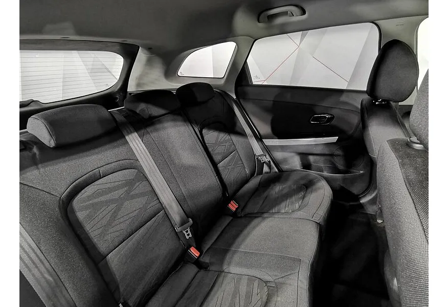 Kia Ceed 1.6 AT (129 л.с.) Luxe Черный в АВИЛОН. Слайд №16