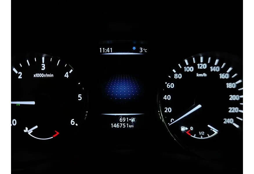 Nissan X-Trail 1.6 dCi MT 4WD (130 л.с.) SE+ Черный в АВИЛОН. Слайд №18