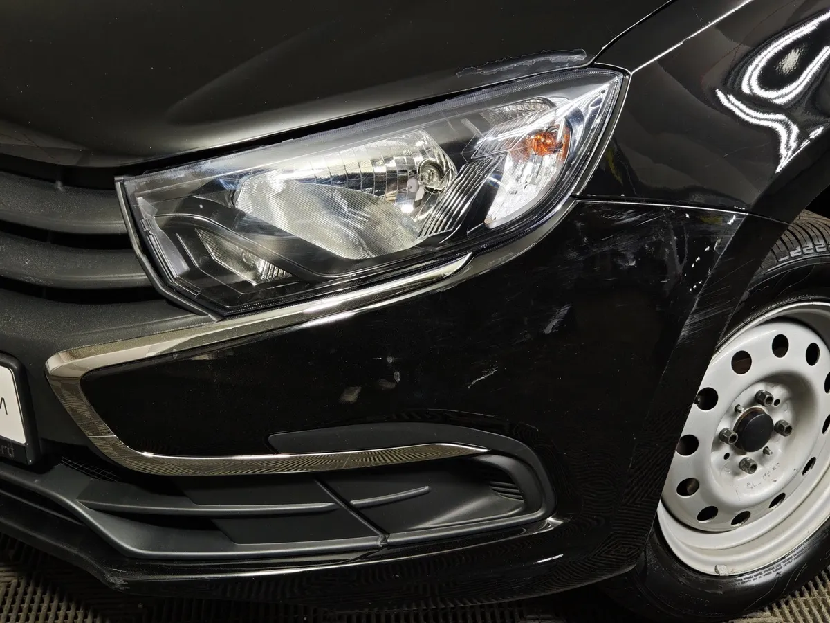 ВАЗ (Lada) Granta 1.6 MT 8кл (87 л.с.) Черный в АВИЛОН. Слайд №10
