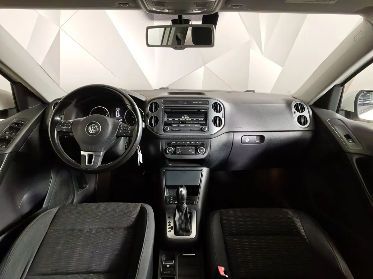 Volkswagen Tiguan 2.0 TSI 4Motion AT (180 л.с.) Sport & Style Белый в АВИЛОН. Слайд №14