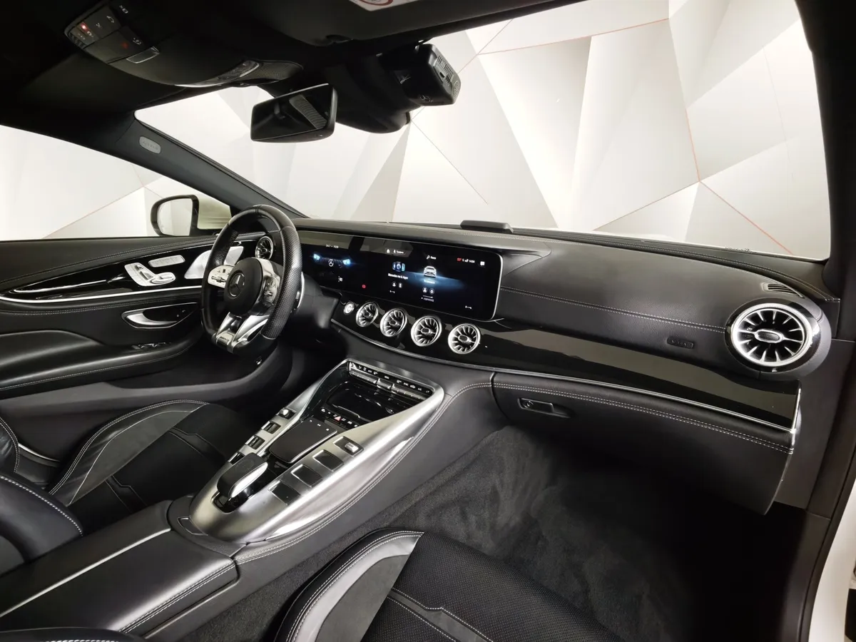 Mercedes-Benz AMG GT 43 4MATIC SPEEDSHIFT TCT 9G (367 л.с.) Особая серия Белый в АВИЛОН. Слайд №13