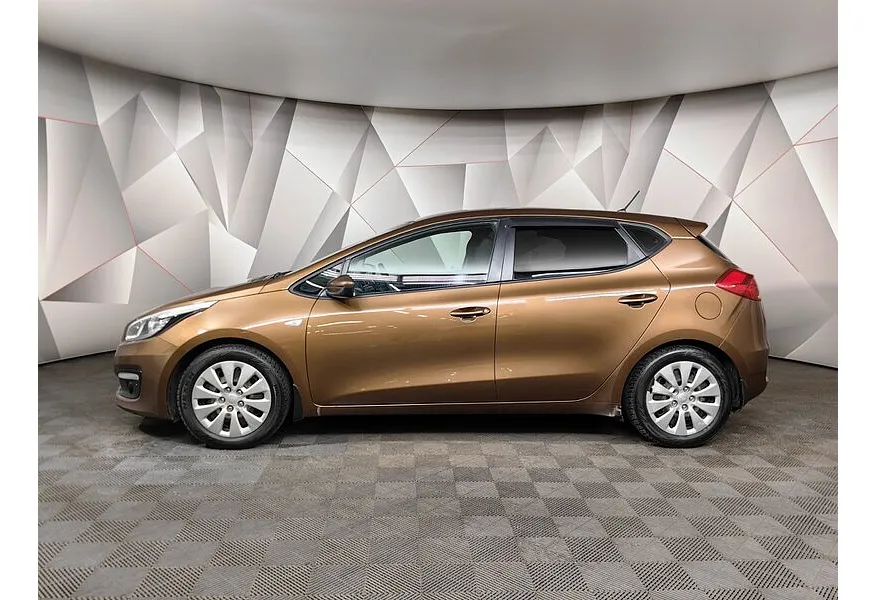 Kia Ceed 1.6 AT (130 л.с.) Luxe Коричневый в АВИЛОН. Слайд №5