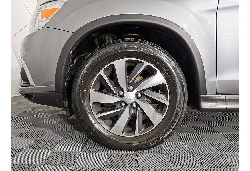 Mitsubishi ASX 2.0 CVT AWD (150 л.с.) Instyle S06 Серый в АВИЛОН. Слайд №19
