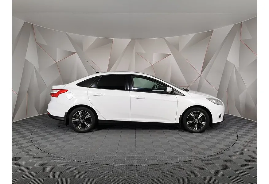 АВИЛОН - Ford Focus 1.6 MT (105 л.с.) Trend Белый - slide 3