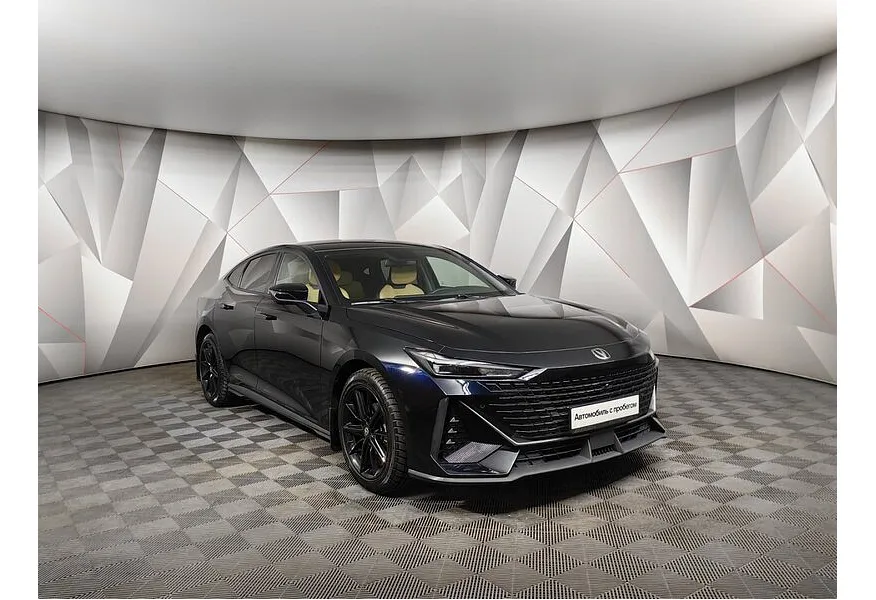 Changan UNI-V 1.5 AMT (181 л.с.) LX Черный в АВИЛОН. Слайд №3