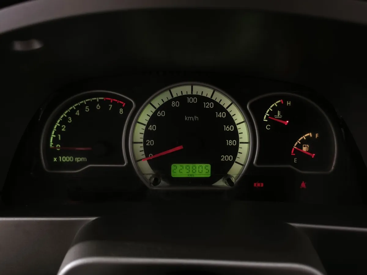 Daewoo Nexia 1.6 MT (109 л.с.) Зеленый в АВИЛОН. Слайд №17