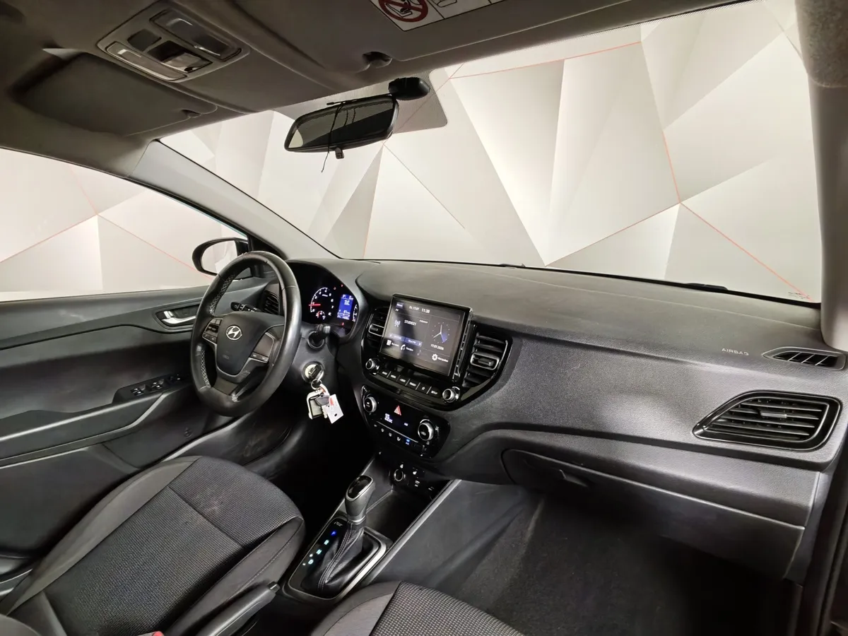Hyundai Solaris 1.6 AT (123 л.с.) Special Edition Черный в АВИЛОН. Слайд №11