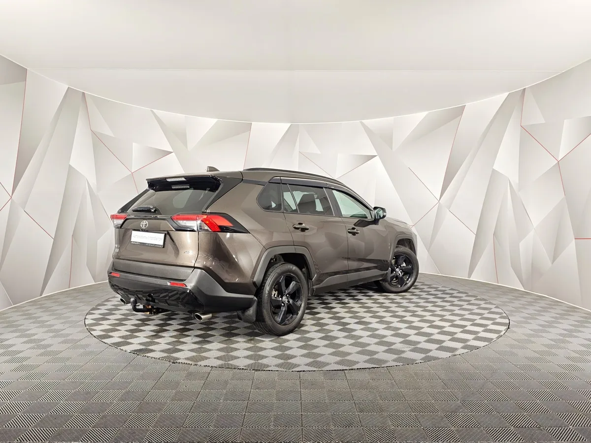 Toyota RAV4 2.0i CVT AWD (149 л.с.) Люкс Коричневый в АВИЛОН. Слайд №2