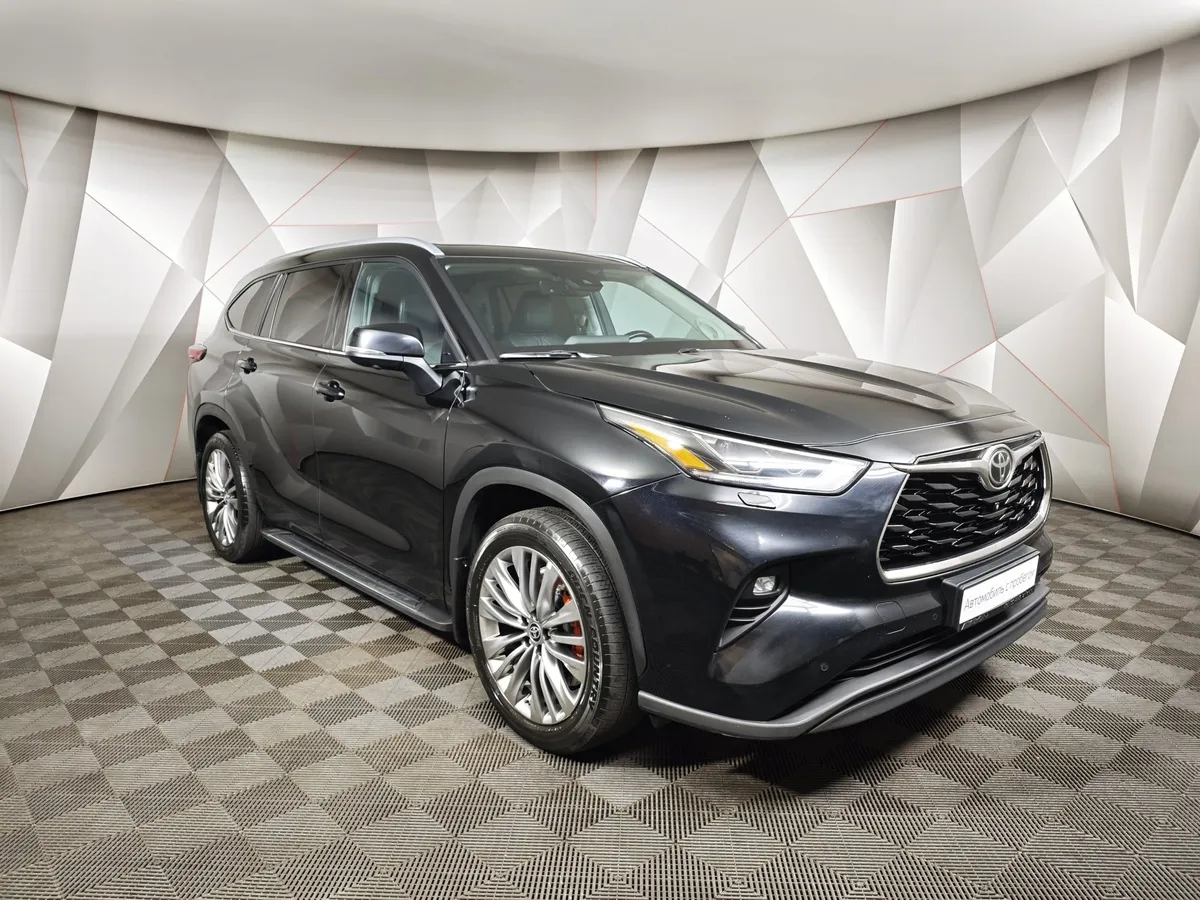 Toyota Highlander 2.4T AT 4WD (269 л.с.) Черный в АВИЛОН. Слайд №3