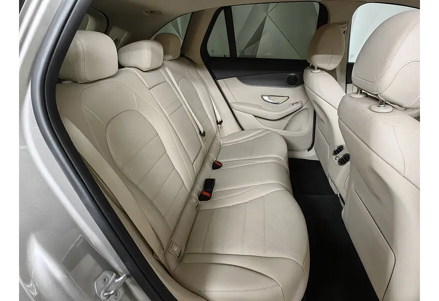 Mercedes-Benz GLC 300 d 9G-TRONIC 4MATIC (245 л.с.) Sport (Локальная сборка) Серебристый в АВИЛОН. Слайд №16