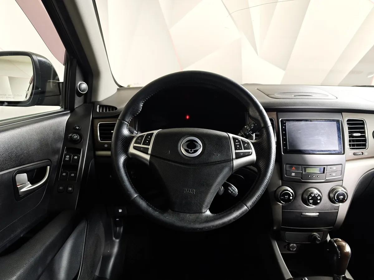 SsangYong Actyon 2.0 AT AWD (149 л.с.) Черный в АВИЛОН. Слайд №19