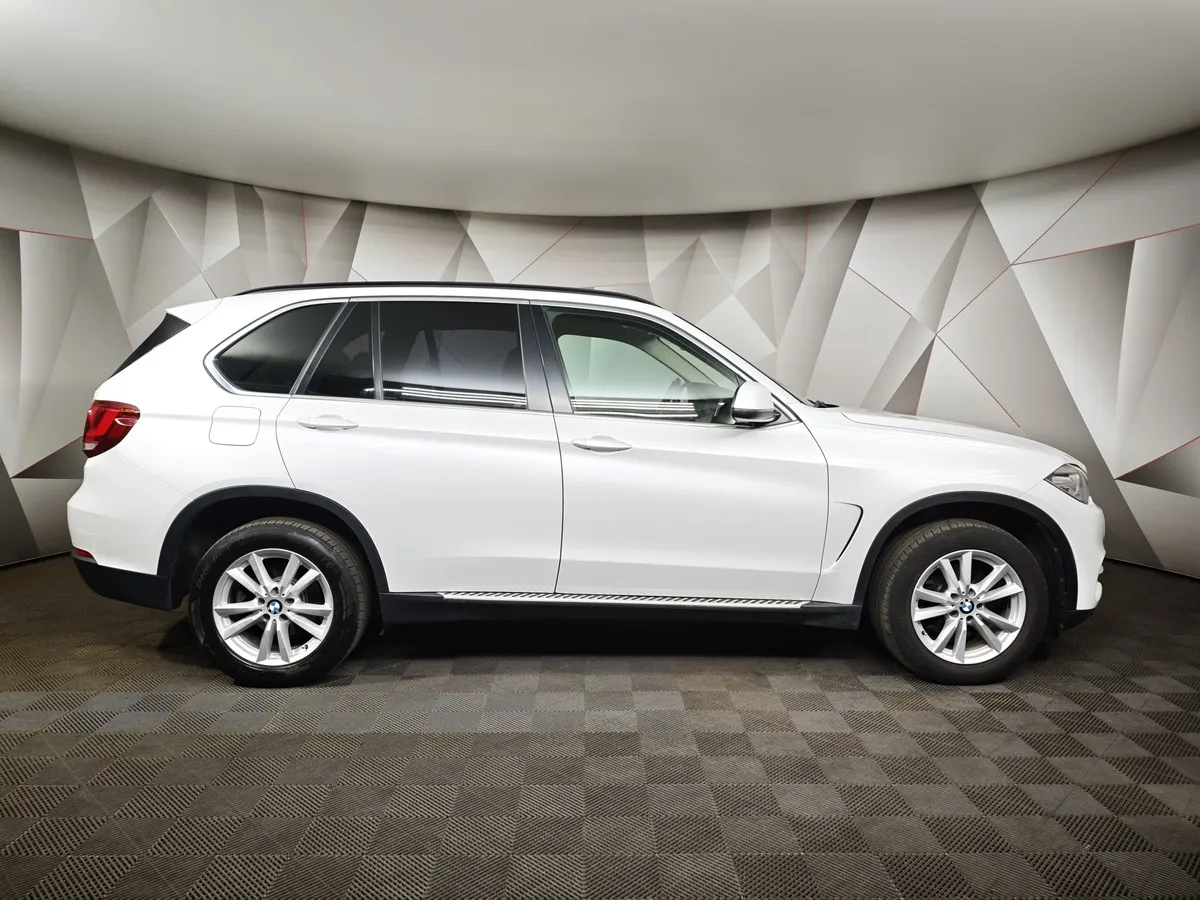 BMW X5 xDrive25d Steptronic (218 л.с.) Business (Локальная сборка) Белый в АВИЛОН. Слайд №6