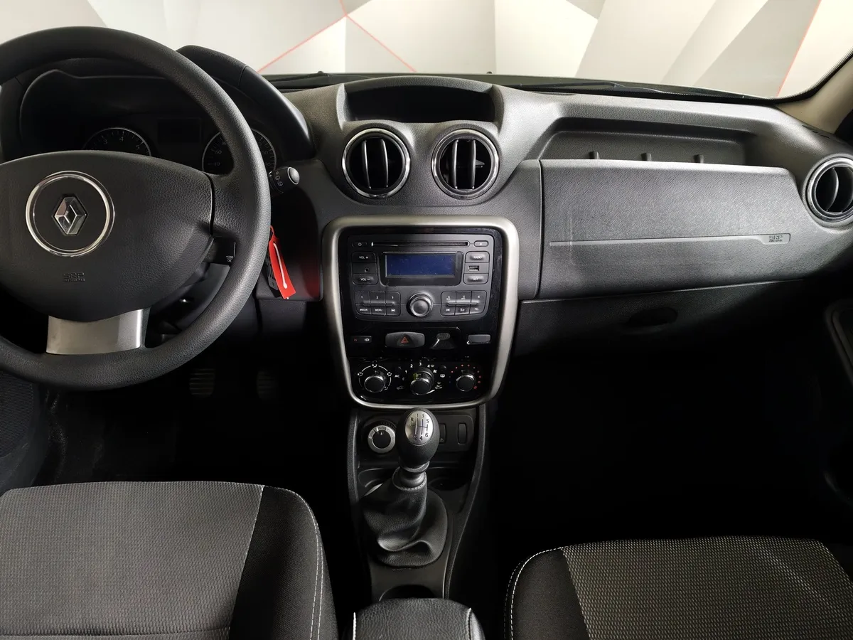Renault Duster 2.0 MT 4x4 (143 л.с.) Коричневый в АВИЛОН. Слайд №12