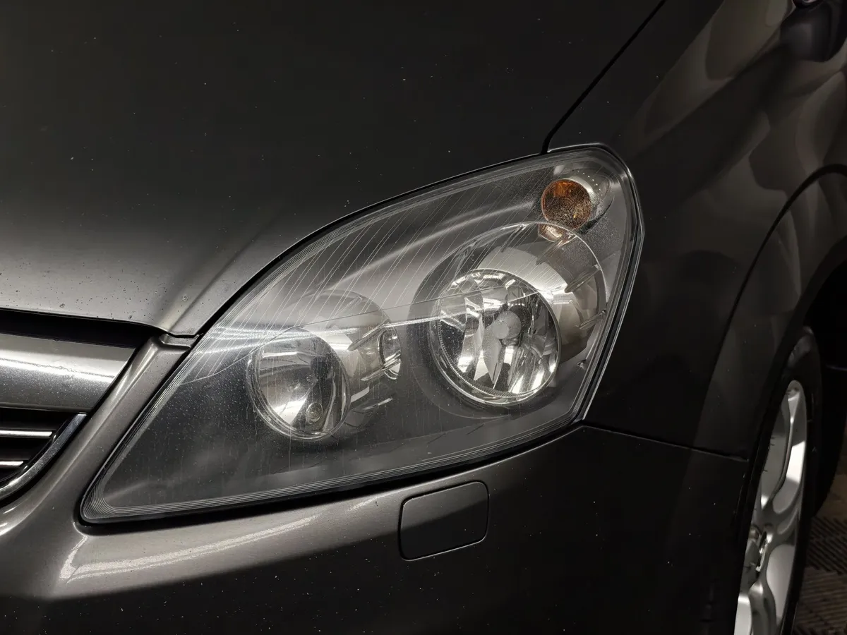 Opel Zafira 1.8 MT (140 л.с.) Серый в АВИЛОН. Слайд №10