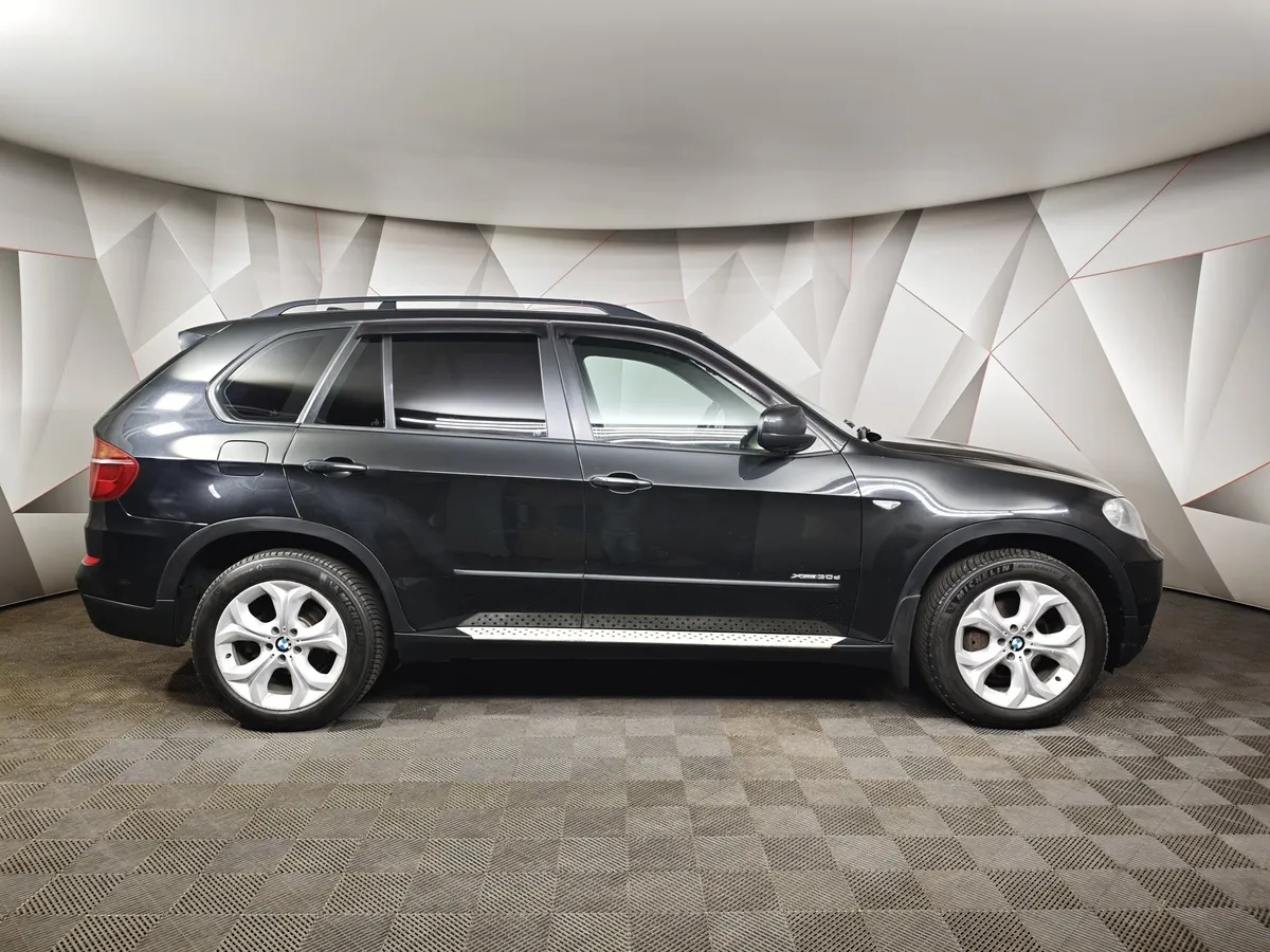BMW X5 xDrive30d Steptronic (245 л.с.) Черный в АВИЛОН. Слайд №5