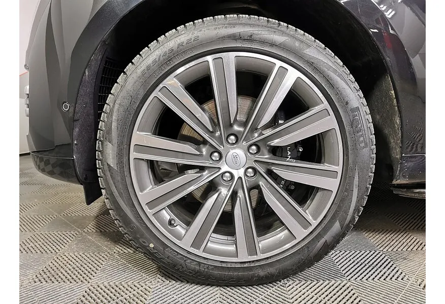Land Rover Range Rover 3.0 D350 LWB AT AWD (350 л.с.) Autobiography Черный в АВИЛОН. Слайд №9
