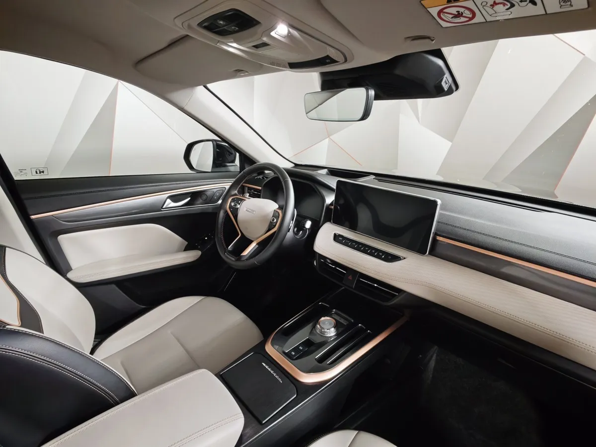 Haval Jolion 1.5 DCT 4WD (150 л.с.) Premium Черный в АВИЛОН. Слайд №13