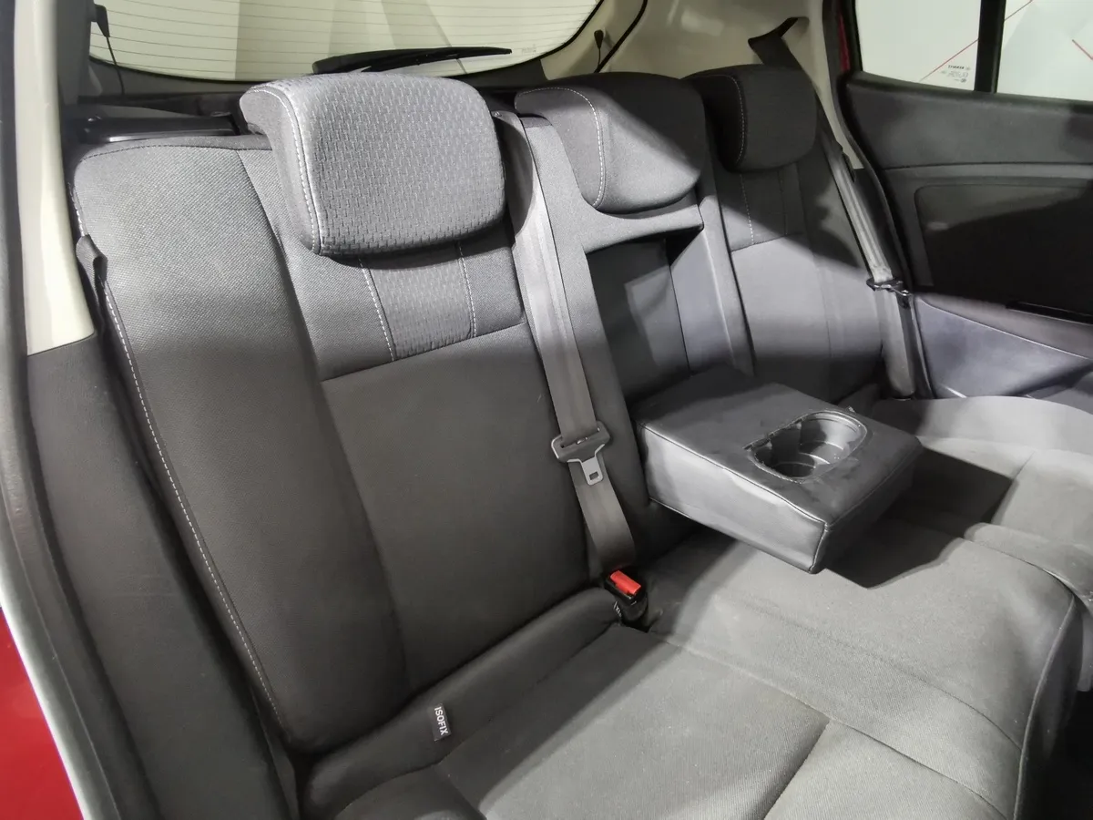 Renault Megane 1.6 MT (106 л.с.) Красный в АВИЛОН. Слайд №15