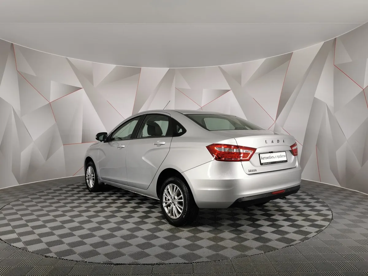 ВАЗ (Lada) Vesta 1.6 CVT (113 л.с.) Luxe Multimedia Серый в АВИЛОН. Слайд №4