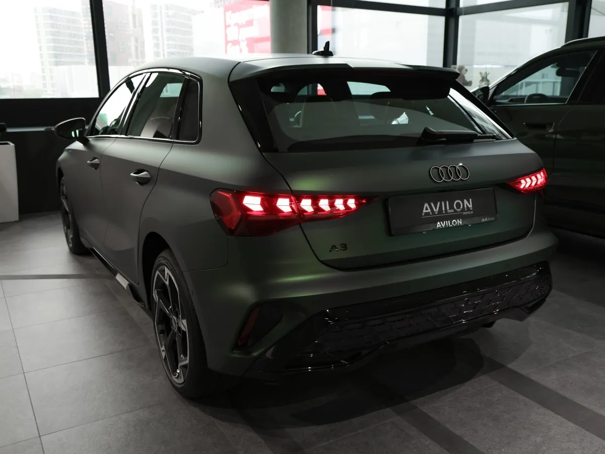 Audi A3 1.5 TFSI AMT (160 л.с.) Серый в АВИЛОН. Слайд №4