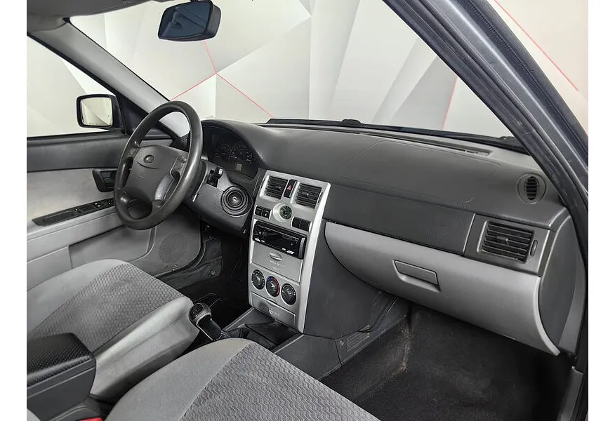 ВАЗ (Lada) Priora 1.6 MT (98 л.с.) в АВИЛОН. Слайд №11