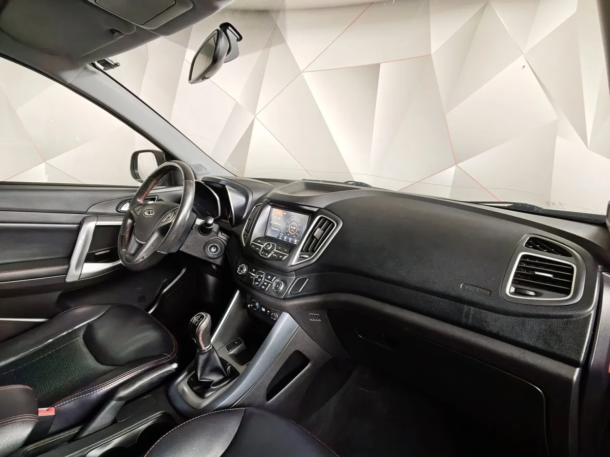 Chery Tiggo 5 2.0 MT (136 л.с.) Коричневый в АВИЛОН. Слайд №12